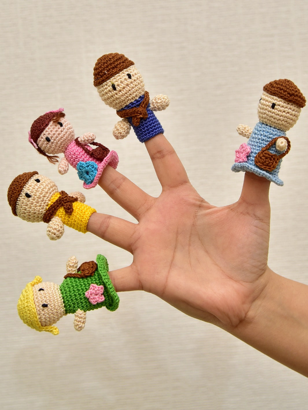Picnic Puppets